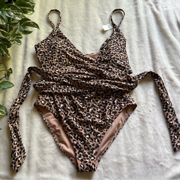 Aerie Leopard Wrap Full Coverage One Piece Swimsuit - Picture 2 of 6